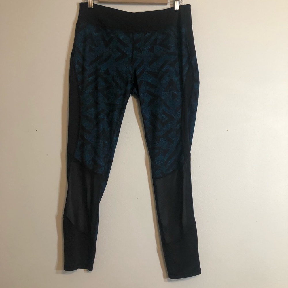 Danskin Now Dri More Leggings, Large
